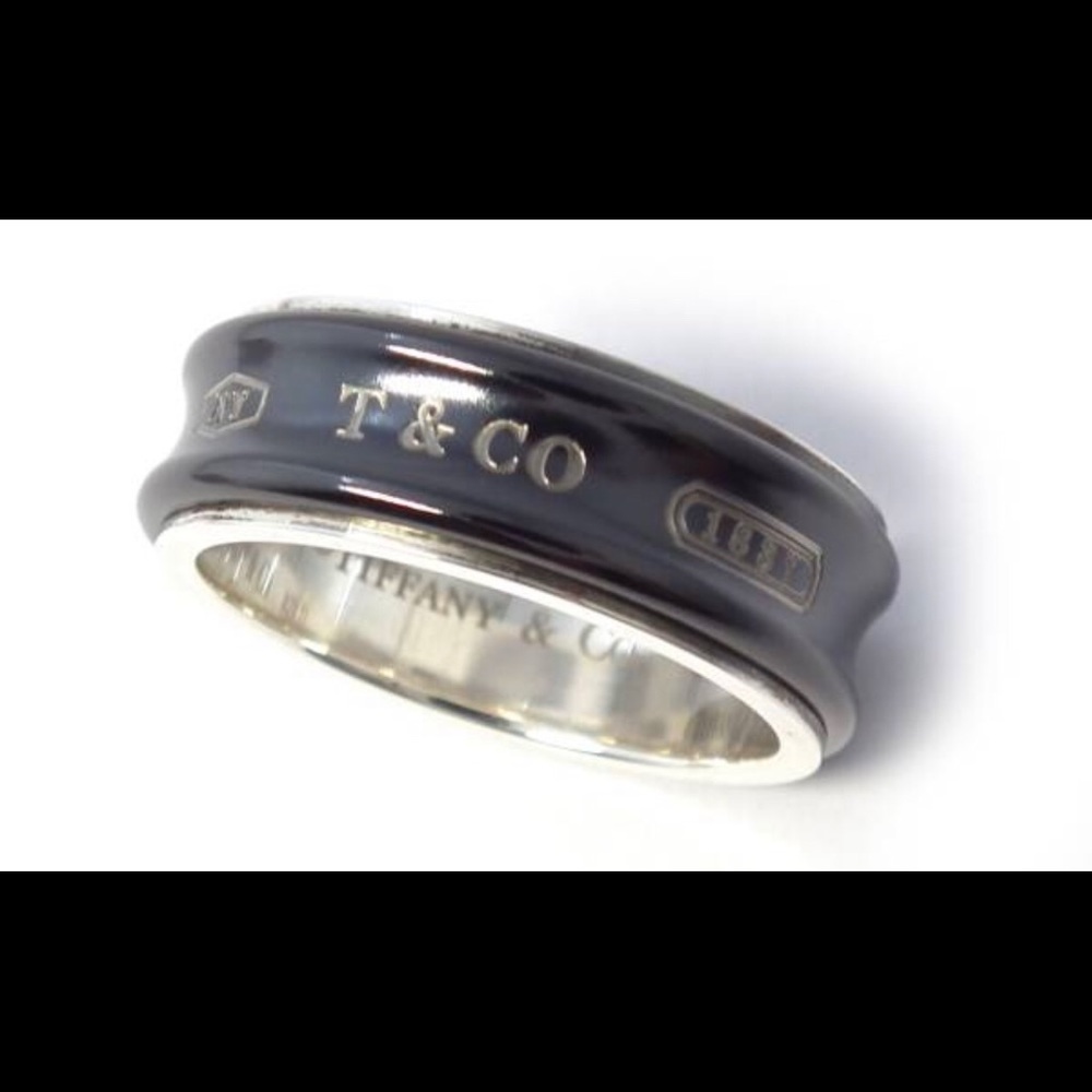 🔥SOLD TIFFANY & CO. TITANIUM RING🔥